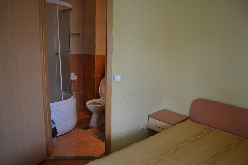 Pension Coral Baia Mare Exteriör bild