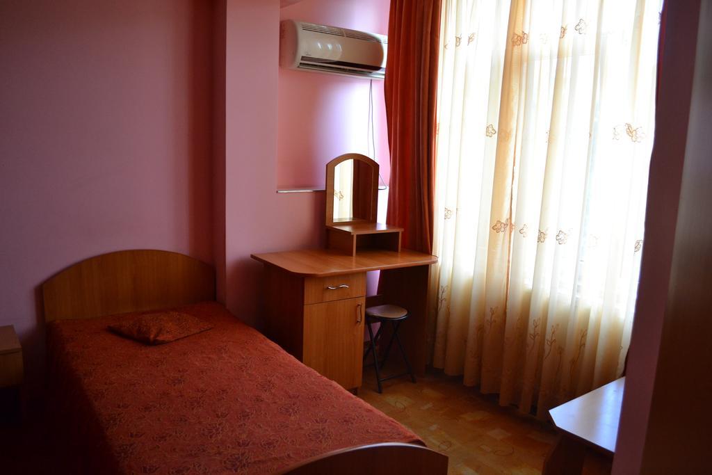 Pension Coral Baia Mare Exteriör bild